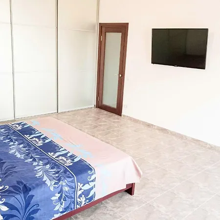 Panoramic View By The Sea With Balcony Apartment Odesa