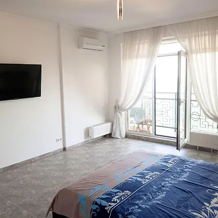 Panoramic View By The Sea With Balcony Одеса