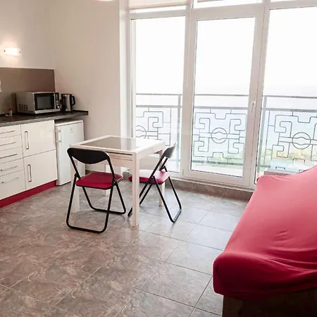 Panoramic View By The Sea With Balcony Апартаменти *