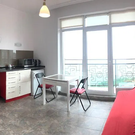 Panoramic View By The Sea With Balcony Apartment *
